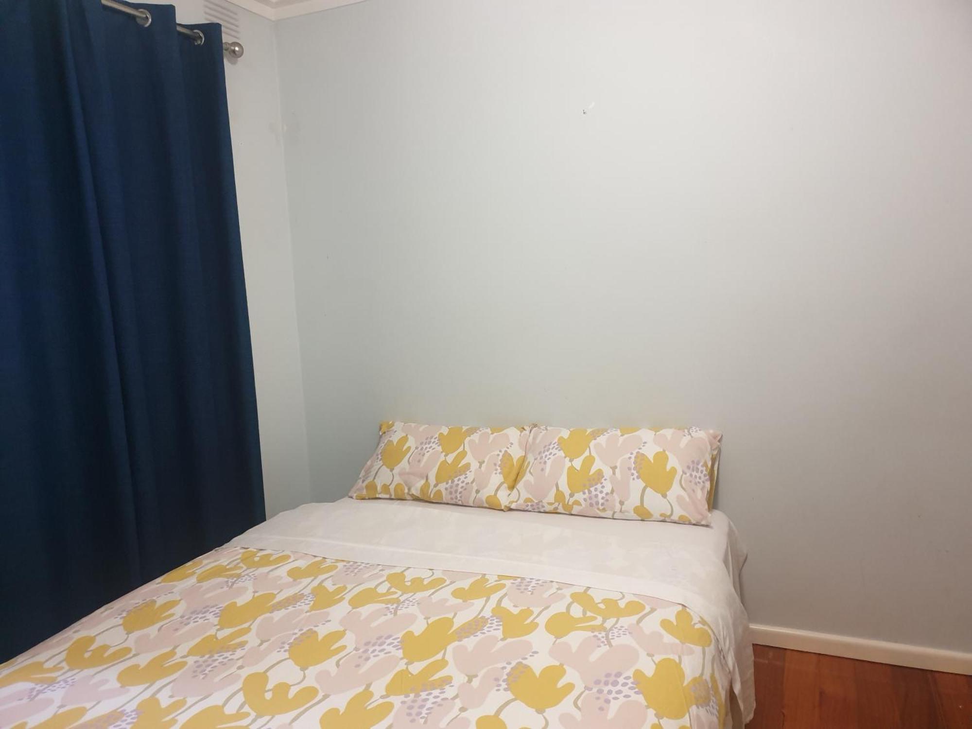 Homestay Near Dandenong Plaza Room photo