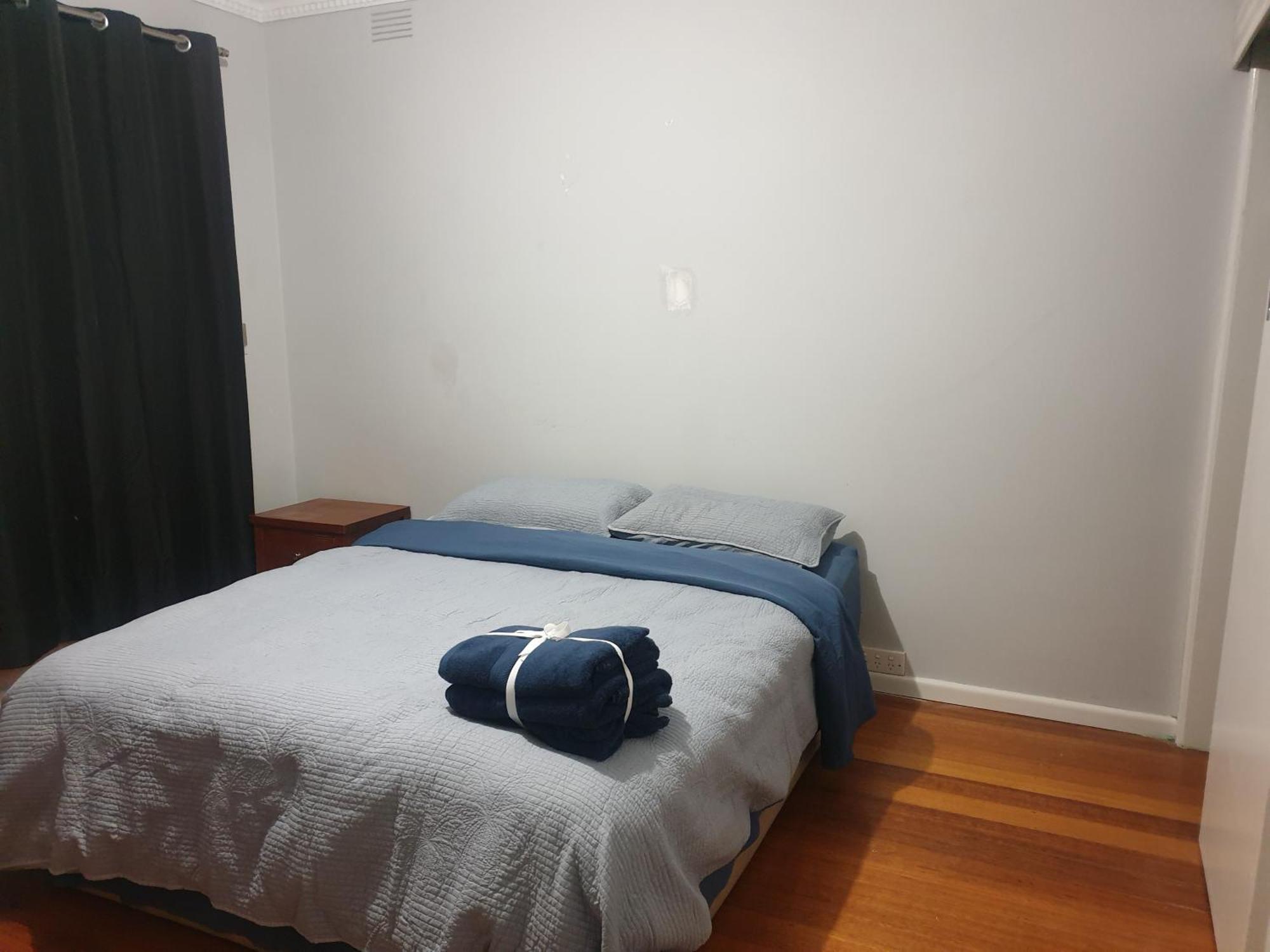 Homestay Near Dandenong Plaza Room photo